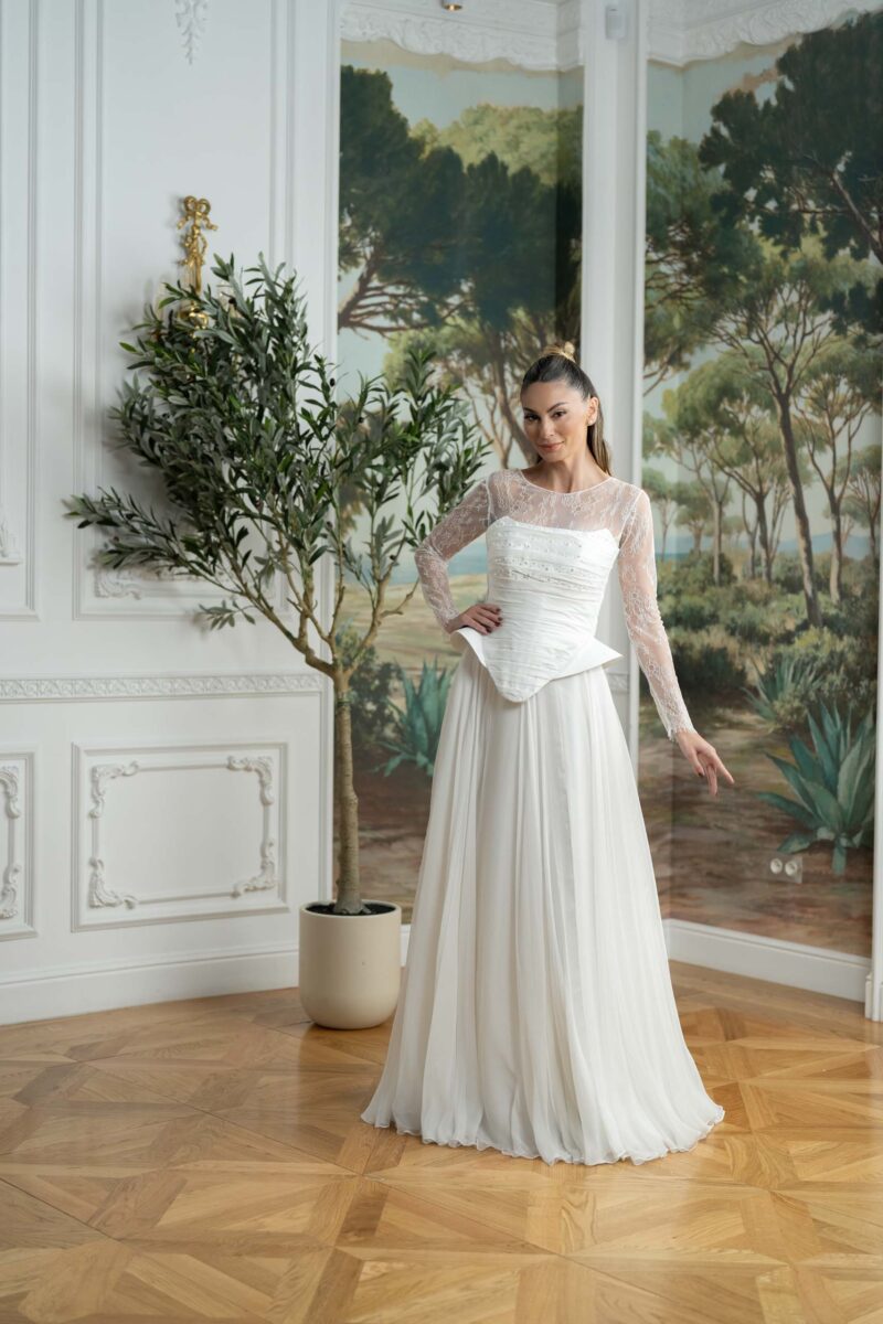 White Silk Timeless Veil